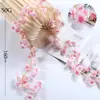 Enredadera Artificial de Flores de Cerezo con 135 Cabezas de Flor para Arcos de Boda, Fotografía y Decoraciones para Colgar en Ventanas