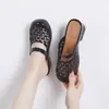 Mama Hollow Sandalias de Media Pantufla de Color Sólido Estilo Coreano con Puntera Cerrada, Plástico Elevado Antideslizante, Tacón Medio Engrosado para Mujer, Verano, Tacón Grueso