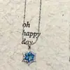 Collar de Copo de Nieve Cuatro Colores Congelados para Niñas, Colgante de Cristal Único de Lujo Ligero, Cadena para Clavícula, Cadena de Cuello Versátil de Gama Alta