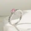 Anel Moderno Transfronteiriço com Micro Zircônia Inlaid para Mulheres, Anel de Dedo Indicador de Luxo Leve da Moda para Mulheres, Anel Aberto Ajustável