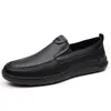 Zapatos de Cuero Wenzhou 2026 Nuevos Transpirables Superficie Suave Resistentes al Desgaste Zapatos sin Cordones Mocasines Casuales para Hombre Dropshipping