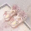 Sandalias para Niña 2026 Primavera Verano Nuevas Fuegos Artificiales Correa Trasera de Velcro Zapatos Planos Transpirables Cómodos Antideslizantes Sandalias