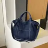 Bolso de hombro de moda elegante y único para el otoño de 2026, bolso tote grande de gran capacidad para el trabajo y el uso diario