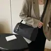 Bolsa cilíndrica ligera transfronteriza, bolso cruzado casual, bolso de hombro de gran capacidad para viajes cortos, mochila para entrenamiento deportivo y fitness