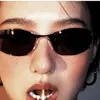 26 Novos Modelos de Itens Populares do Xiaohongshu: Óculos de Sol Pequenos Marrons, Óculos de Sol Polarizados Retrô Europeus e Americanos para Mulheres, Óculos de Ciclismo de Moda de Alta Qualidade para Homens