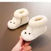 Zapatos de invierno para niños, felpa gruesa, cálidos, suela suave, dibujos animados, estilo nuevo, 1-3.5 años, botines súper lindos para bebé, modernos