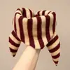 Bufanda Triangular para Niños Otoño e Invierno Estilo Coreano Rayas de Color Contrastante Bufanda Tejida para Niños y Niñas Bufanda Cálida y Versátil para Bebé