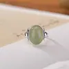 Anillo de Plata Yilu Jade Hetian Plata de Ley S925 Jade de Agua Clara Huevo de Elefante Ovalado Diseño Personalizado Moderno Venta al por Mayor