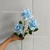 Venta al por mayor de fábrica flor de simulación rosa de tres cuernos flor de seda flor de auditorio de boda juego de mesa de flores guía de camino fila de flores flor falsa