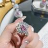 Luz de Luna Bei Language Brillante Collar Rosa Seca Anillo Aretes Traje de Tres Piezas Elegante de Alto Sentido de Lujo Ligero