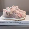 Zapatos Cómodos de Suela Suave Argan para Niñas 2026 Primavera/Otoño Nuevos Zapatos Deportivos Casuales de Velcro para Niños Zapatos de Entrenamiento Alemanes Retro