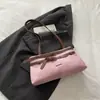 Bolsa con Hebilla de Cinturón Simple de Moda Nueva Otoño/Invierno 2026 Diseño Retro Tendencia Bolso de Hombro Único Bolso de Axila
