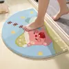 Alfombra de baño de felpa sintética, engrosada y con temática de dibujos animados para uso doméstico, adecuada para dormitorios, absorbente, resistente a las manchas y antideslizante, ideal como felpudo para la entrada del baño