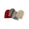 Cachemira Otoño/Invierno 2026 Nuevo Turbante de Color Sólido para Mujer Protección para los Oídos Engrosado Cálido de Moda Tejido Sombrero Casual