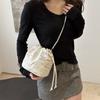 Bolsa Feminina 2024 Nova Moda Corrente Listras Coloridas Nova Bolsa Chinesa Casual Bolsa de Ombro Recorte Bolsa Saco Transversal