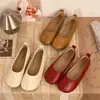 Sapatos retrô de porco com bico dividido falso, sapatos rasos planos de calçar para mulheres, novo modelo primavera-verão 2026, sapatilhas vermelhas