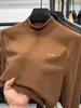 Luxo Leve Veludo Real! Camiseta Masculina de Manga Longa em Veludo Dupla Face Bordada com Abelhinha, Moletom Casual Espesso e Quente de Inverno
