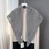Cachecol de tricô de lã com padrão de moeda tridimensional em triângulo vazado para mulheres com bordas onduladas, xale de ombro casual vintage, alta qualidade
