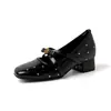 Chuyuji 2026 Novo Modelo Sapatos Mary Jane Estilo Social Feminino com Salto Escondido, Camélia de Metal, Bico Quadrado, Salto Grosso