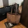 Bolsa Retrô Transfronteiriça para Trabalho e Dia a Dia para Mulheres, Grande Capacidade, Nova Versátil Casual de Ombro Tote para Outono e Inverno de 2026