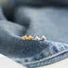 Brincos de Tarraxa Exquisitos de Aço Titânio Coração Pequeno de Luxo Leve para Mulheres Versátil Temperamento Coração de Pêssego Pequeno Moda Europeia Americana Transfronteiriça Acessórios Simples