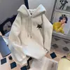 Sudadera con capucha de marca moderna de peso pesado gatito blanco y gris para mujer 2026 sudadera otoño e invierno nueva holgada que cubre la figura chaqueta con forro polar
