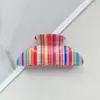 Novo Prendedor de Garra Listrado Colorido Fashionable High-End Presilha Yuanbao para Cabelo Grampo de Tubarão para Coque na Parte de Trás da Cabeça Acessórios de Cabelo para Mulheres