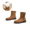 Novas botas femininas estilo Martin 2026 inverno novas botas curtas estilosas vintage com solas grossas, botas Maillard casuais e versáteis para mulheres