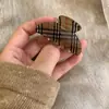 Presilha de Cabelo Cinza Estilo Coreano para Mulheres, Novo Design de Alta Qualidade para Cabelos Finos, Presilha para Rabo de Cavalo, Presilha de Tubarão para Meio Preso na Parte de Trás da Cabeça
