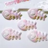 Peixe Osso Coração Colorido DIY Grampo de Cabelo Feito à Mão Capa de Celular Fivela de Sapato Decoração de Adesivo para Carro Elétrico Porta-Copo Atacado