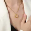 Nova moda transfronteiriça nicho design simples versátil amor titânio aço banhado a ouro pingente corrente clavícula colar joia para mulheres