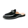 Chinelos de Couro para Negócios, Estilo Britânico Respirável Sem Calcanhar Bico Fechado Sapatos de Couro, Slip-On Casual para Jovens Meio Chinelo Sapatos Masculinos