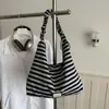 2026 Nueva Bolso Rayado de Moda para Viajar, Gran Capacidad, Diseño Sencillo de Nicho, Bolso de Axila para Mujer, Bolso de Hombro para Dama