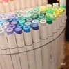 Caja de Almacenamiento para Marcadores Portalápices Giratorio Acrílico Cosméticos Papelería Lápices de Colores Bolígrafo Dormitorio Organizador de Escritorio