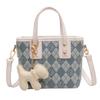 Danny Bear este ano popular pequena bolsa feminina nova bolsa mensageiro all-match textura de alta qualidade nicho bolsa balde portátil
