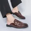 Zapato Mocasín Muller de Media Tira para Hombre 2026 Verano Nuevo Estilo Británico Slip-On Zapatos Perezosos Sin Tacón