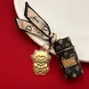 Chaveiro de ovelhinha banhado a ouro, corrente de celular, pingente de bolsa de balde de ovelhinha na cor dourada, lembrança fofa, atacado