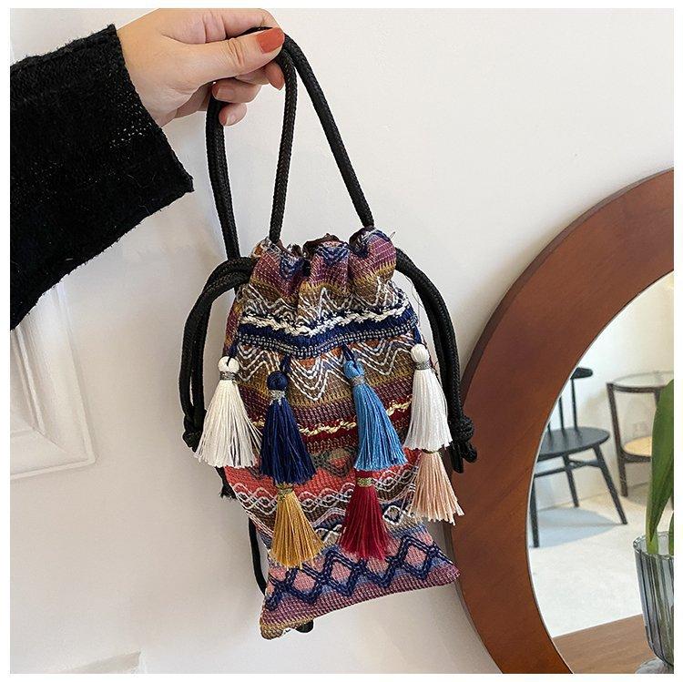 包包女可爱小挎包小鱼包云南民族风刺绣可爱逛街女士手机包单肩包