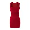 Vestido con cuello halter, nuevo estilo verano 2026, escote cuadrado retro elegante, entallado a la cintura, vestido corto sexy ajustado al cuerpo, elegante vestido corto para mujer