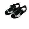 Versión de cuero ~3 cm de aumento de altura interna Zapatos de entrenamiento alemanes para mujer, otoño 2026 nuevo colorblock con cordones, lazo, suela gruesa, zapatos casuales