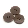 Botones de Resina de Alta Gama en Stock, Botones de Cuatro Agujeros con Patrón, Botones de Imitación de Frutas, Botones Decorativos para Abrigos y Cortavientos, Botones Negro Café