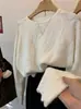 Nueva camisa básica de punto para mujer, patrón jacquard de otoño e invierno, holgada, de manga larga, cuello redondo