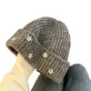 Gorro de Tricô Preto Estrela para Mulheres no Inverno, Versão Coreana, Emagrecimento Facial, Pequeno Turbante, Gorro à Prova de Frio para Circunferência Craniana Grande, Gorro de Lã Quente e Resistente ao Frio