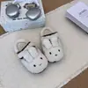 Novas Pantufas de Algodão de Coelho Miffy Super Fofas Estilo Ins Outono/Inverno Pantufas Quentes de Pelo para Casa Pantufas de Pelo com Solado Plano