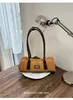 Bolsa de axila nicho transfronteiriça estilo francês para mulheres, nova bolsa de mão de alta moda para o dia a dia, bolsa de ombro vintage versátil
