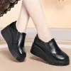Zapatos de Cuña para Mujer Suela Gruesa Punta Redonda Cómodos Piel Suave Zapatos de Mamá 2026 Primavera Nuevos Estilo Británico Simples Zapatos de Piel para Primavera y Otoño