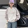 Moletom Infantil Primavera e Outono 2026 Nova Moda Estilosa Roupas de Outono para Meninas, Camisa Polo de Outono para Meninas Mais Velhas