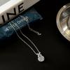 Cadena de clavícula de calcedonia blanca con piedra natural de circón y lazo de estilo chino, collar femenino de flor de alto grado con temperamento que combina con todo.