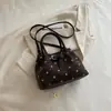 Popular Bolso de Lunares de Gran Capacidad para Mujer 2026 Nuevo Versátil para el Trabajo Bolso de Hombro Axila Bolso de Mano Casual Tipo Cubo