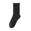 Calcetines 99.99% algodón para mujer, nuevo estilo otoño/invierno, con bordes rizados, estampado de lunares y un hermoso color marrón terroso, hechos de 100% algodón, longitud hasta la mitad de la pantorrilla